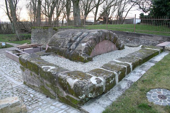 Alter Brunnen in Rammelfangen